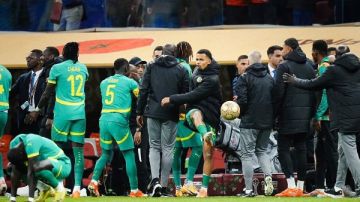 إيقاف وغرامة وحرمان.. عقوبات قاسية ضد السنغال بسبب أحداث نهائي أمم أفريقيا