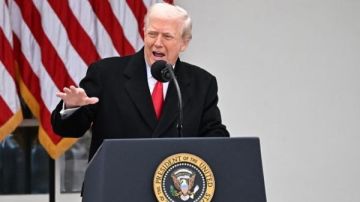 ترامب : اتطلع للقاء رئيس كولومبيا الشهر المقبل في البيت الأبيض ترامب : اتطلع للقاء رئيس كولومبيا الشهر المقبل في البيت الأبيض