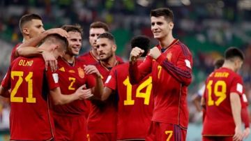 السوبر الإسباني .. برشلونة يمطر شباك أتلتيك بيلباو برباعية نظيفة في شوط أول ناري