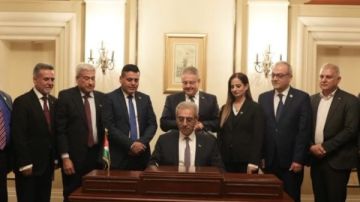 المفوض العام للجنة الوطنية لإدارة غزة: التأسيس لحظة محورية لبدء فصل جديد المفوض العام للجنة الوطنية لإدارة غزة: التأسيس لحظة محورية لبدء فصل جديد