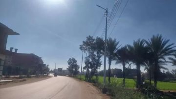 حملات نظافة وصيانة لأعمدة الإنارة في قرى أبوتشت بقنا حملات نظافة وصيانة لأعمدة الإنارة في قرى أبوتشت بقنا