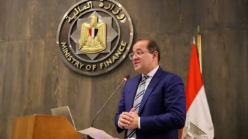 رسالة طمأنة.. الجمارك : خطة متكاملة لتبسيط إجراءات الصادر وتوحيد آليات العمل بالمنافذ تفاصيل