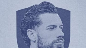 رسميا.. الهلال السعودي يضم مدافع آرسنال ومانشستر سيتي السابق