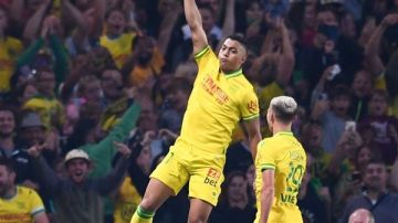 نانت الفرنسي يكشف حقيقة مفاوضات الأهلي لضم مصطفى محمد نانت الفرنسي يكشف حقيقة مفاوضات الأهلي لضم مصطفى محمد