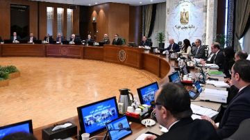 13 قرار للحكومة في أول اجتماع بـ 2026