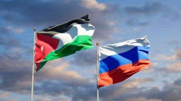 الجيش الأوكراني يقصف مستودع نفط في منطقة فورونيج الروسية الجيش الأوكراني يقصف مستودع نفط في منطقة فورونيج الروسية