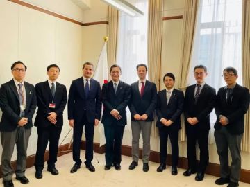 سفير مصر باليابان يتفق مع عمدة مدينة كيوتو على تعزيز التعاون الثقافي والعلمي صور