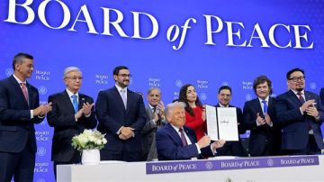 مجلس السلام.. الشحات: خطوة ترامب للتسوية رغم العراقيل الإسرائيلية فيديو مجلس السلام.. الشحات: خطوة ترامب للتسوية رغم العراقيل الإسرائيلية فيديو