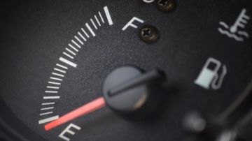 نصائح لقيادة السيارة بشكل موفر للوقود؟.. اغتنمها نصائح لقيادة السيارة بشكل موفر للوقود؟.. اغتنمها