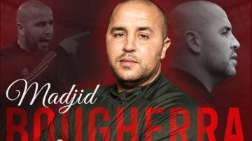 الجزائري مجيد بوقرة مديرا فنيا لمنتخب لبنان