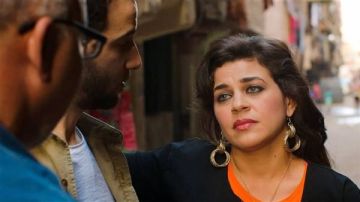 الفنانة منى هلا تتهم سائق سيارة ملاكي بالتعدي عليها بحدائق أكتوبر تفاصيل