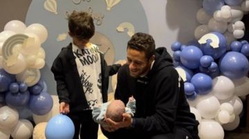 مصطفى شوبير يوجه رسالة لـ رمضان صبحي بعد إيقاف تنفيذ حبسه مصطفى شوبير يوجه رسالة لـ رمضان صبحي بعد إيقاف تنفيذ حبسه