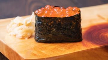 هل السوشي صحي أم خدعة غذائية؟ ..احذر تناوله بهذه الطريقة