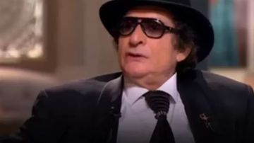 أول صورة لمحيي إسماعيل بعد نقله إلى دار إقامة كبار الفنانين أول صورة لمحيي إسماعيل بعد نقله إلى دار إقامة كبار الفنانين