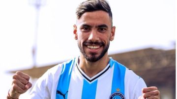 بيراميدز ينهي قيد حامد حمدان وناصر ماهر ويجهزهما لمواجهة نهضة بركان أفريقيا بيراميدز ينهي قيد حامد حمدان وناصر ماهر ويجهزهما لمواجهة نهضة بركان أفريقيا