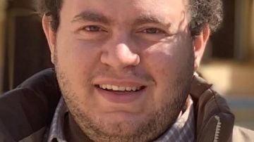 قلبه وقف 6 مرات.. تفاصيل الساعات الأخيرة في حياة فنان شاب رحل صباح اليوم