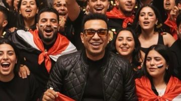 محمود الليثي يحتفل بتأهل الفراعنة لنصف نهائي أمم إفريقيا محمود الليثي يحتفل بتأهل الفراعنة لنصف نهائي أمم إفريقيا