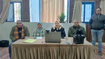 مدير تعليم مطروح تجتمع مع رؤساء لجان الشهادة الإعدادية لبحث الاستعدادات للامتحانات