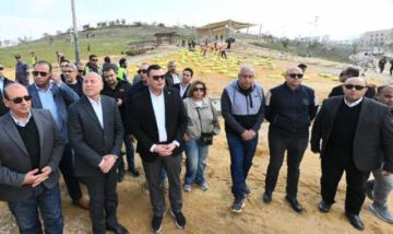 وزير الإسكان ومحافظ القاهرة يتفقدان المراحل النهائية لمشروع حدائق تلال الفسطاط