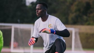 إدوارد ميندي حارس القلوب والكرات على شباكه .. وصانع المجد للسنغال