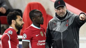 لا أتحيز لأحد.. يورجن كلوب يوجه رسالة لـ ساديو ماني ويدعم محمد صلاح ماذا قال؟