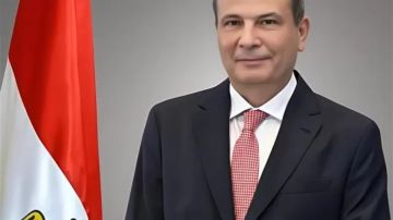 وزير الزراعة يهنئ البابا تواضروس الثاني بمناسبة عيد الميلاد المجيد وزير الزراعة يهنئ البابا تواضروس الثاني بمناسبة عيد الميلاد المجيد