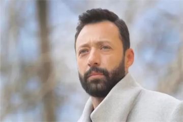 أحمد فهمي: توليت مسئولية أن أكون الرجل منذ العاشرة بين 5 شقيقات أحمد فهمي: توليت مسئولية أن أكون الرجل منذ العاشرة بين 5 شقيقات