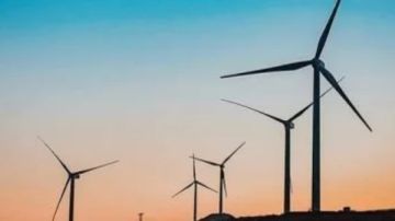 الوادي الجديد تستعد لتنفيذ أكبر محطة توليد كهرباء من الرياح و الشمس الوادي الجديد تستعد لتنفيذ أكبر محطة توليد كهرباء من الرياح و الشمس