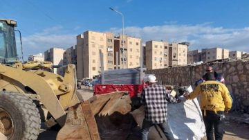 الوالي يداهم مخازن الفرزة ويتصدى بحسم لظاهرة النباشين بضواحي بورسعيد شاهد الوالي يداهم مخازن الفرزة ويتصدى بحسم لظاهرة النباشين بضواحي بورسعيد شاهد