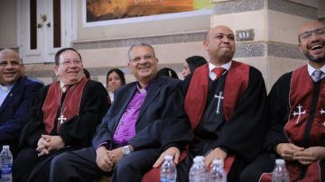 رئيس الطائفة الإنجيلية يشارك في حفل رسامة وتنصيب القس أفرايم إسحق