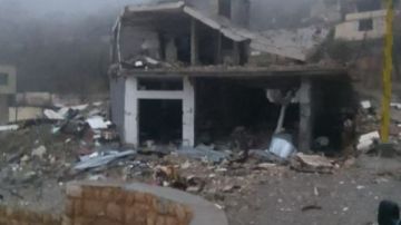 الاحتلال الإسرائيلي يفجر منزلا بعد توغله جنوب لبنان .. ولا موعد للجنة الميكانيزم