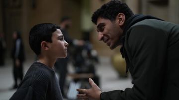 المخرج كريم الشناوي يشيد بموهبة الطفل علي البيلي بطل لام شمسية