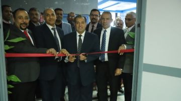 رئيس جامعة قنا يفتتح قسم طب وجراحة العيون الجديد بالمستشفى الجامعى رئيس جامعة قنا يفتتح قسم طب وجراحة العيون الجديد بالمستشفى الجامعى
