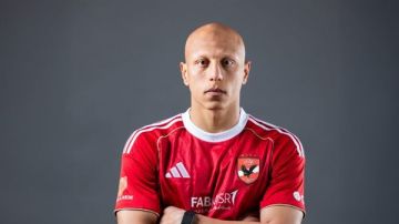 رسميا.. الأهلي يعلن ضم عمرو الجزار لمدة 4 مواسم ونصف
