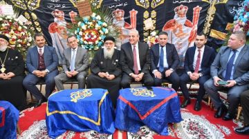 عيد الميلاد في الغربية.. توزيع هدايا الرئيس على الأطفال ورسائل وحدة وطنية من قلب الكنائس