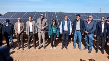 وزيرا التخطيط والزراعة ومدير الإيفاد يفتتحون محطة الزهراء للطاقة الشمسية في أسوان