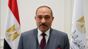 تجديد ندب جودة غانم رئيسا لقطاع التعليم أمينا للمجلس الأعلى لشؤون المعاهد تجديد ندب جودة غانم رئيسا لقطاع التعليم أمينا للمجلس الأعلى لشؤون المعاهد