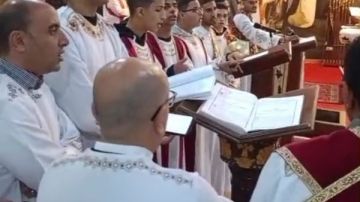 ترانيم وصلوات تضيء ليلة الميلاد.. أقباط طور سيناء يحتفلون بقداس عيد الميلاد المجيد