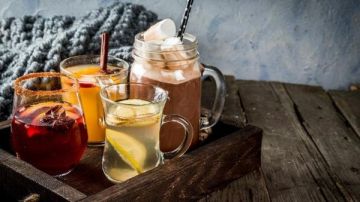 خالية من الكافيين.. مشروبات شتوية تمنحك الدفء والطاقة في أيام البرد