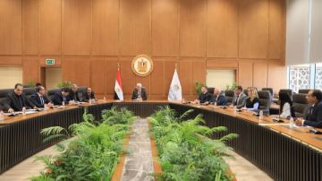 وزير التعليم العالي يشهد توقيع اتفاقية لمنح بكالوريوس روسي ومصري معتمد