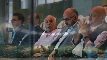 حصار العقوبات.. هل ينجح مجلس الزمالك في العبور من النفق المظلم؟