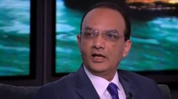 عبد السلام فاروق: في سوق الحكايات والروايات عبد السلام فاروق: في سوق الحكايات والروايات