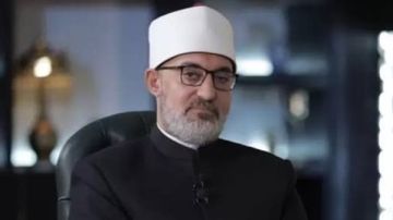 مفتي الجمهورية ينعى هدى درويش عميد كلية الدراسات الآسيوية سابقا بالزقازيق مفتي الجمهورية ينعى هدى درويش عميد كلية الدراسات الآسيوية سابقا بالزقازيق