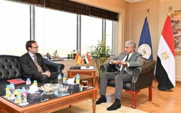 وزير السياحة يبحث مع سفير إسبانيا تعزيز التعاون في السياحة والآثار