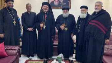 الأنبا بولا شفيق يزور الكنائس الشقيقة للتهنئة بعيد الميلاد المجيد صور الأنبا بولا شفيق يزور الكنائس الشقيقة للتهنئة بعيد الميلاد المجيد صور