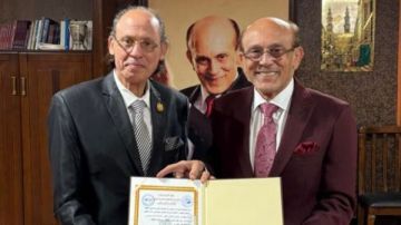 تكريم محمد صبحي باحتفالية الجمعية المصرية العربية للثقافة والإعلام والفنون تكريم محمد صبحي باحتفالية الجمعية المصرية العربية للثقافة والإعلام والفنون