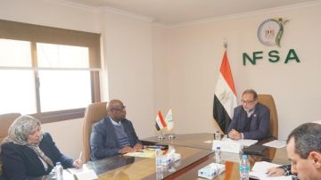 رئيس سلامة الغذاء يبحث مع وفد جنوب أفريقيا دعم نفاذ الصادرات للأسواق الأفريقية