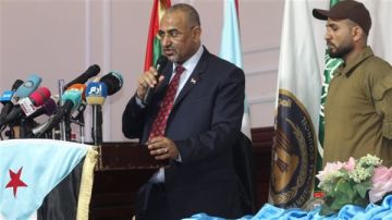 سقوط الزبيدي.. ماذا بقي من مؤسسات الدولة في الجنوب اليمني؟