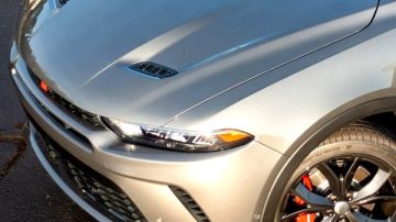 صدمة لعشاقها.. دودج تودع ثاني أكثر سياراتها مبيعا صدمة لعشاقها.. دودج تودع ثاني أكثر سياراتها مبيعا