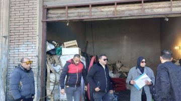 رغم عدم استقرار الأحوال الجوية.. ضواحي بورسعيد يواصل مداهمة أوكار فرز القمامة رغم عدم استقرار الأحوال الجوية.. ضواحي بورسعيد يواصل مداهمة أوكار فرز القمامة